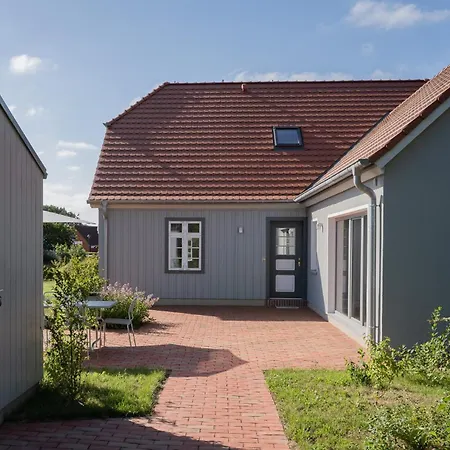 Seemannshaus * Born